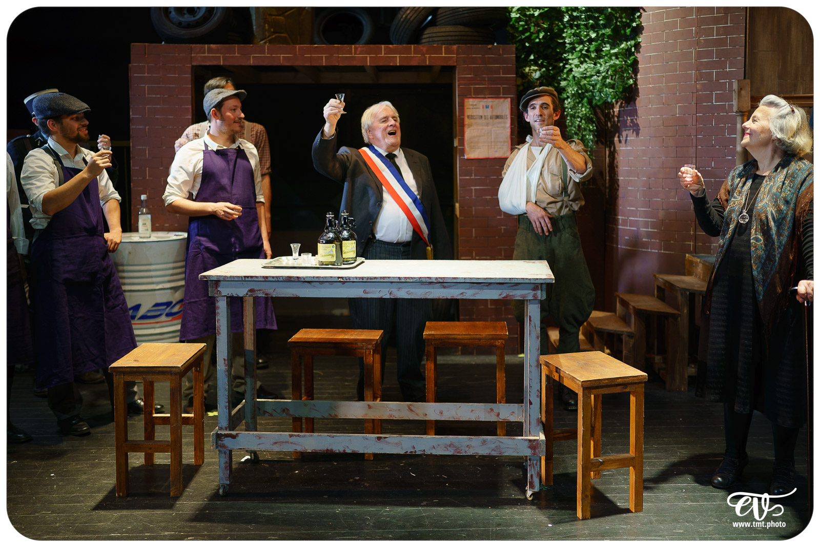 LES VISIONS DE SIMONE MACHARD (CIE LA CLAQUE)